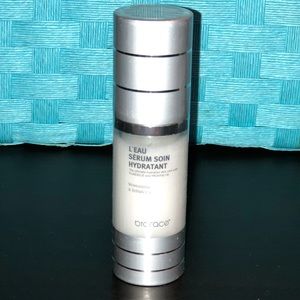 NWT Biorace L’eau Hydrating Treatment Serum